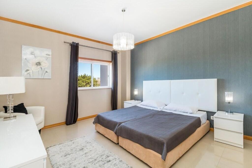 Fantastic Townhouse With Pool And Sea Views Villa Albufeira Exterior photo