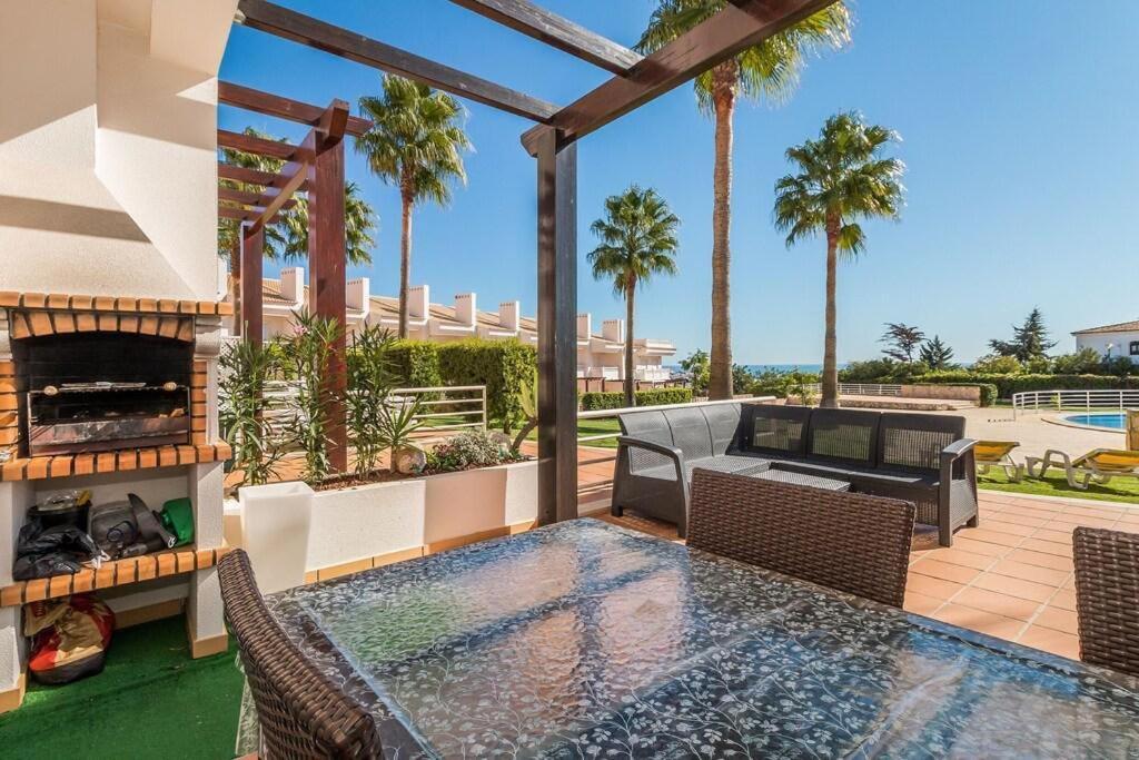 Fantastic Townhouse With Pool And Sea Views Villa Albufeira Exterior photo
